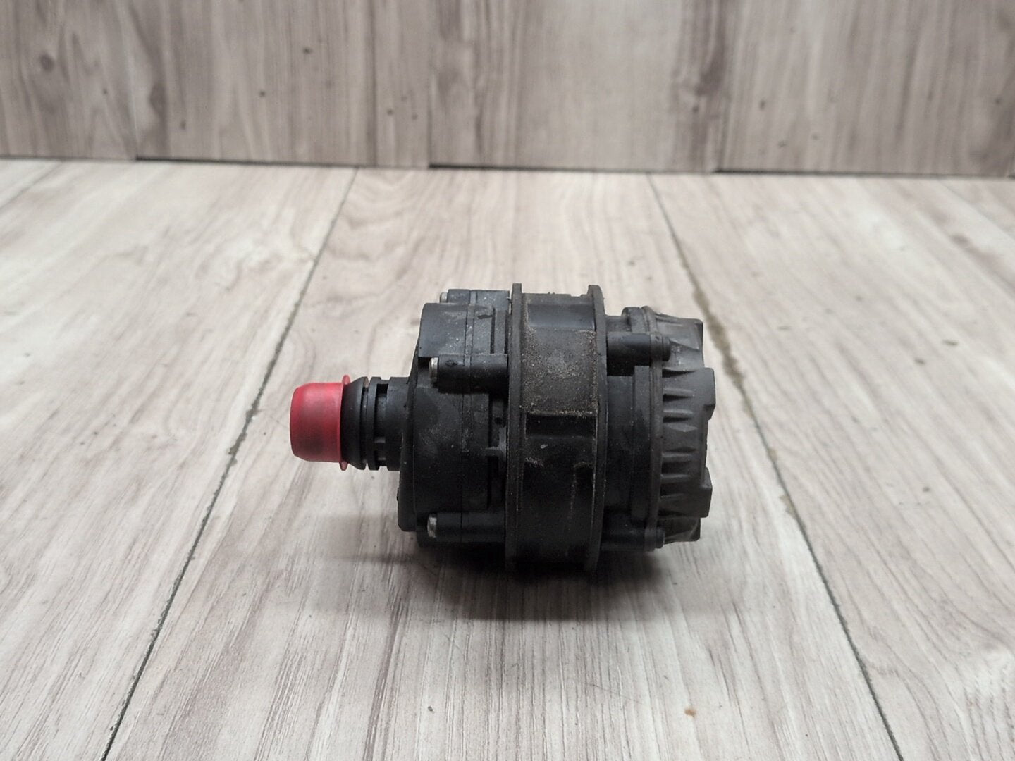 OEM BMW G01 G05 G20 G22 G26 Engine B46 B58 Auxiliary Electric Water Pump Cooling