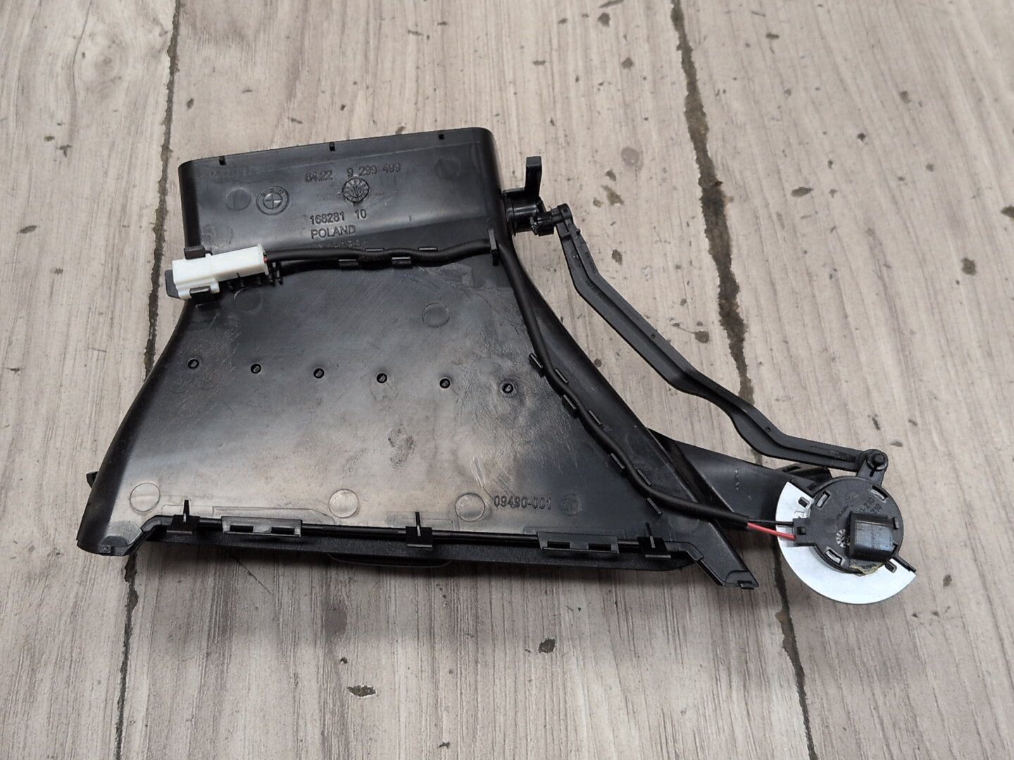 2016-2022 BMW 750i G12 Dashboard Dash Board Right Passenger Air Vent 2495432 OEM