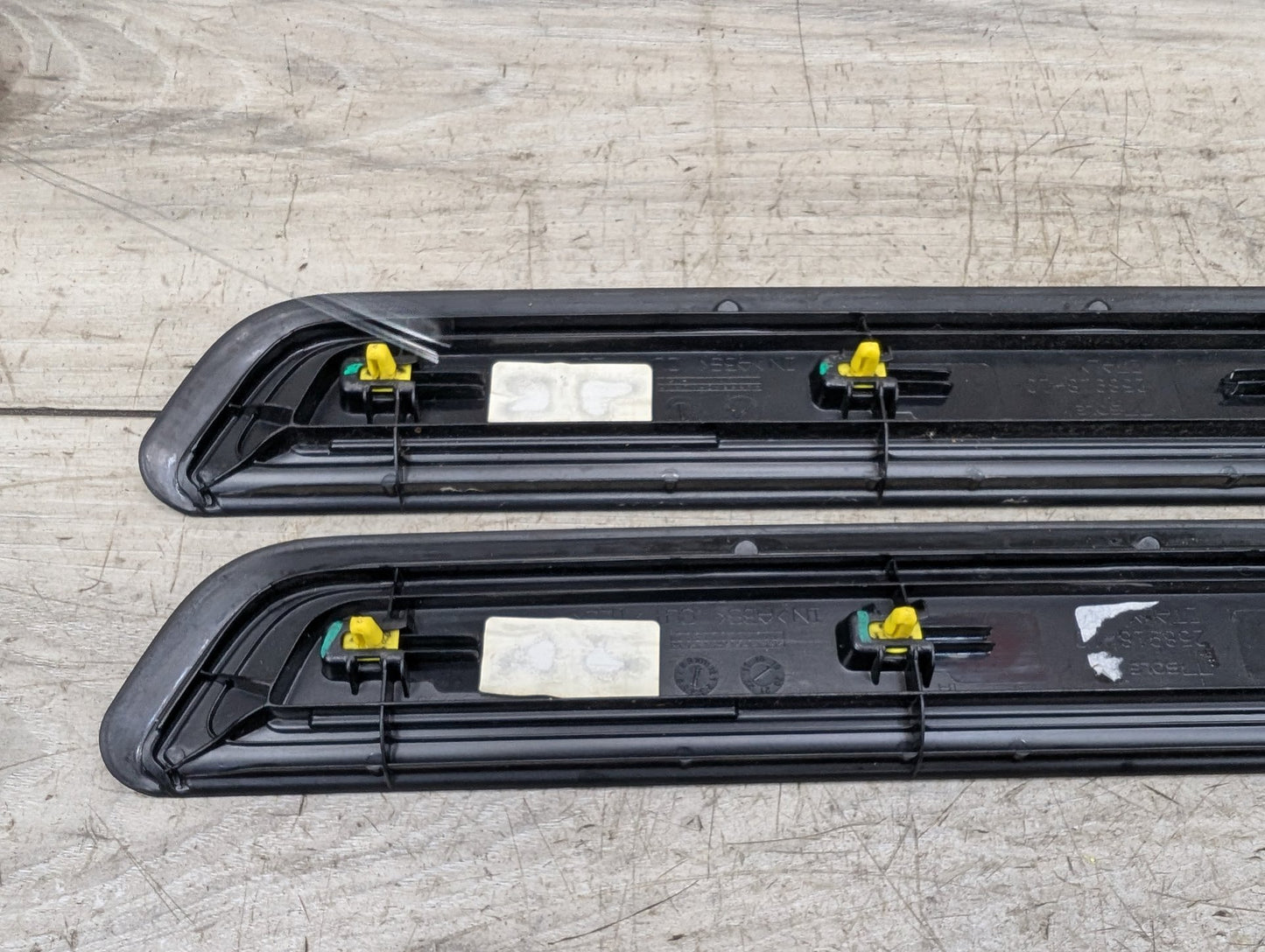 2019 - 2026 BMW 330i G20 Front Left Right Scuff Plate Door Sill SET 7407377 B46B20O1