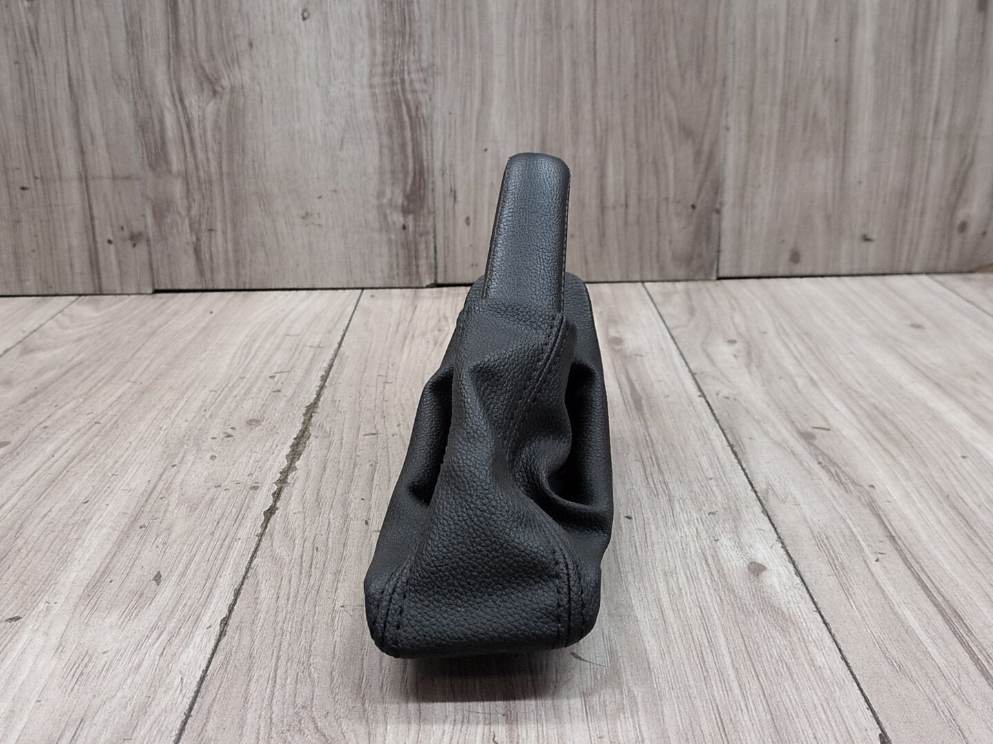 2011 BMW 328i E90 Emergency Handle Brake Cover w/ Boot 6782749