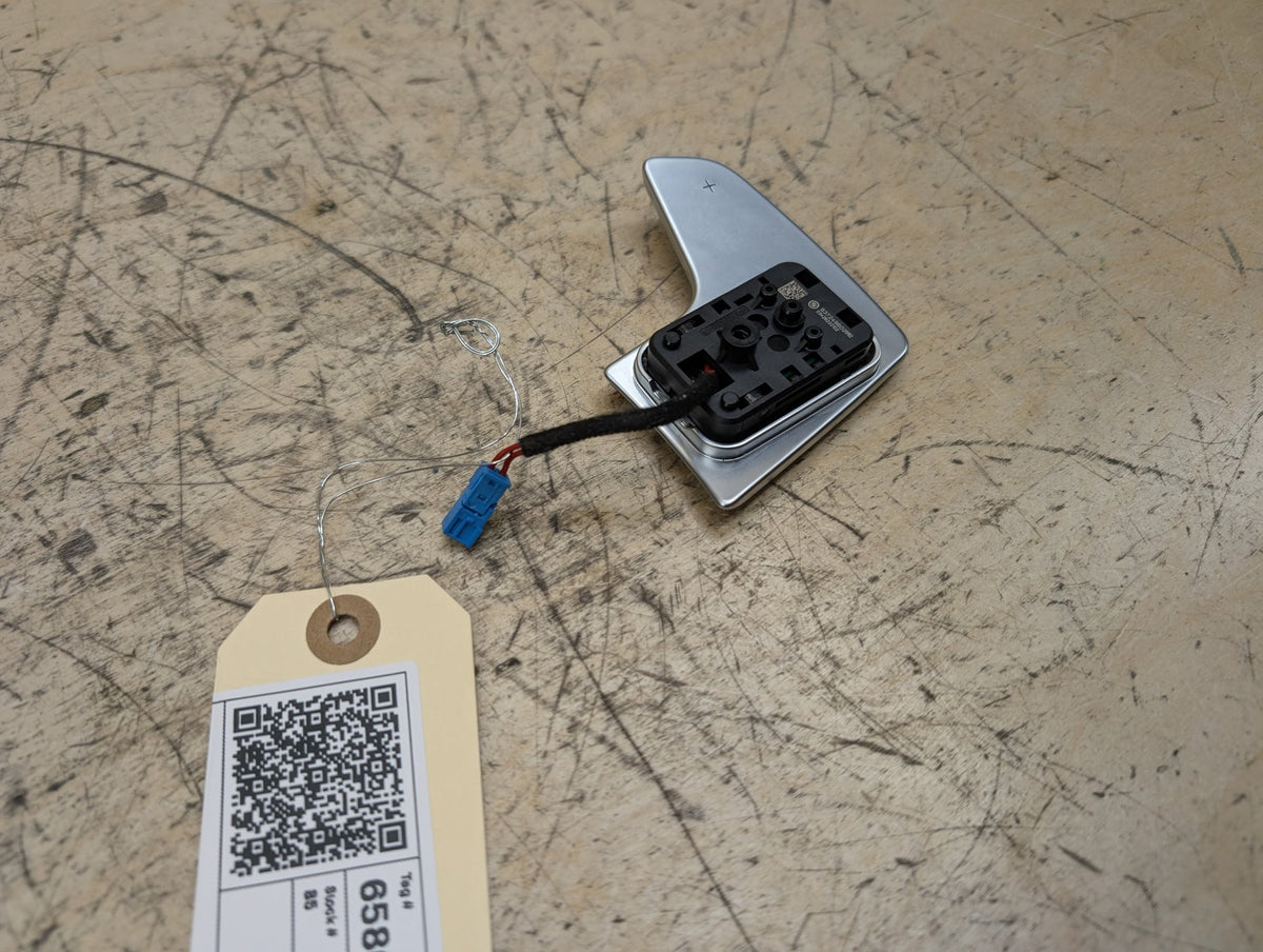 2019-2026 BMW X5 G05 Right Passenger Steering Wheel Paddle Shifter 9372496 OEM