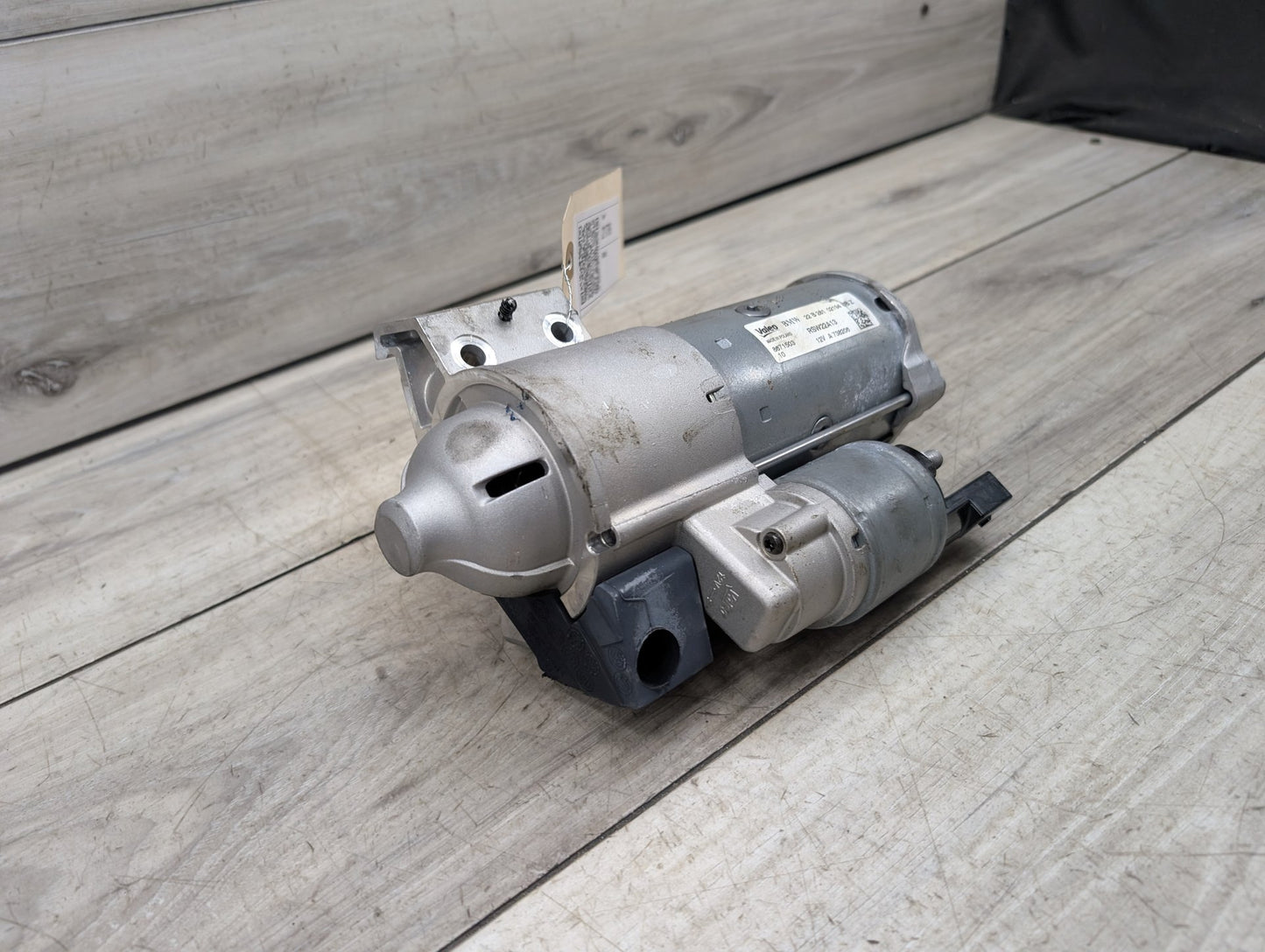 OEM BMW G01 G20 G22 G23 G26 G30 G29 330 430 Engine B46 Starter Motor DENSO