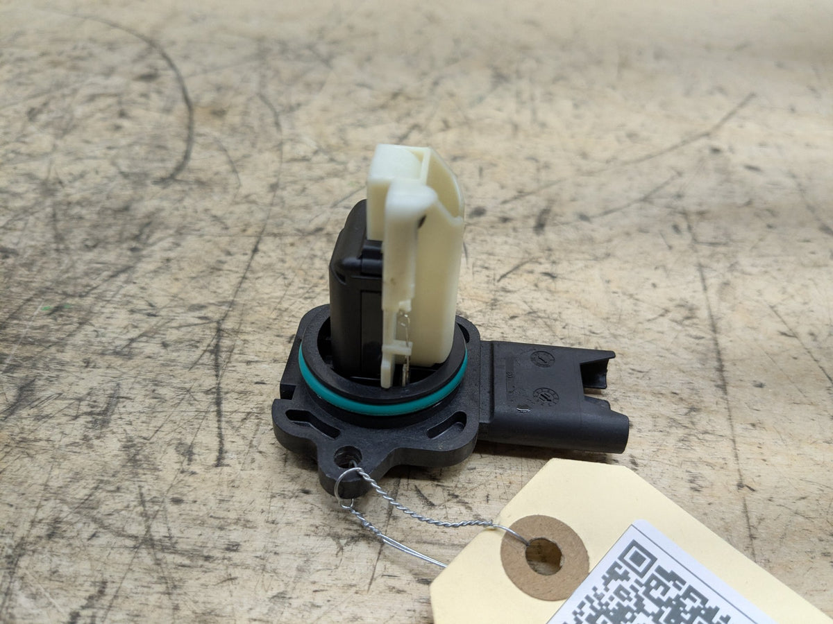 OEM BMW E82 E88 E90 E92 E93 328 Engine N51 N52 Air Flow Mass MAF Sensor Meter