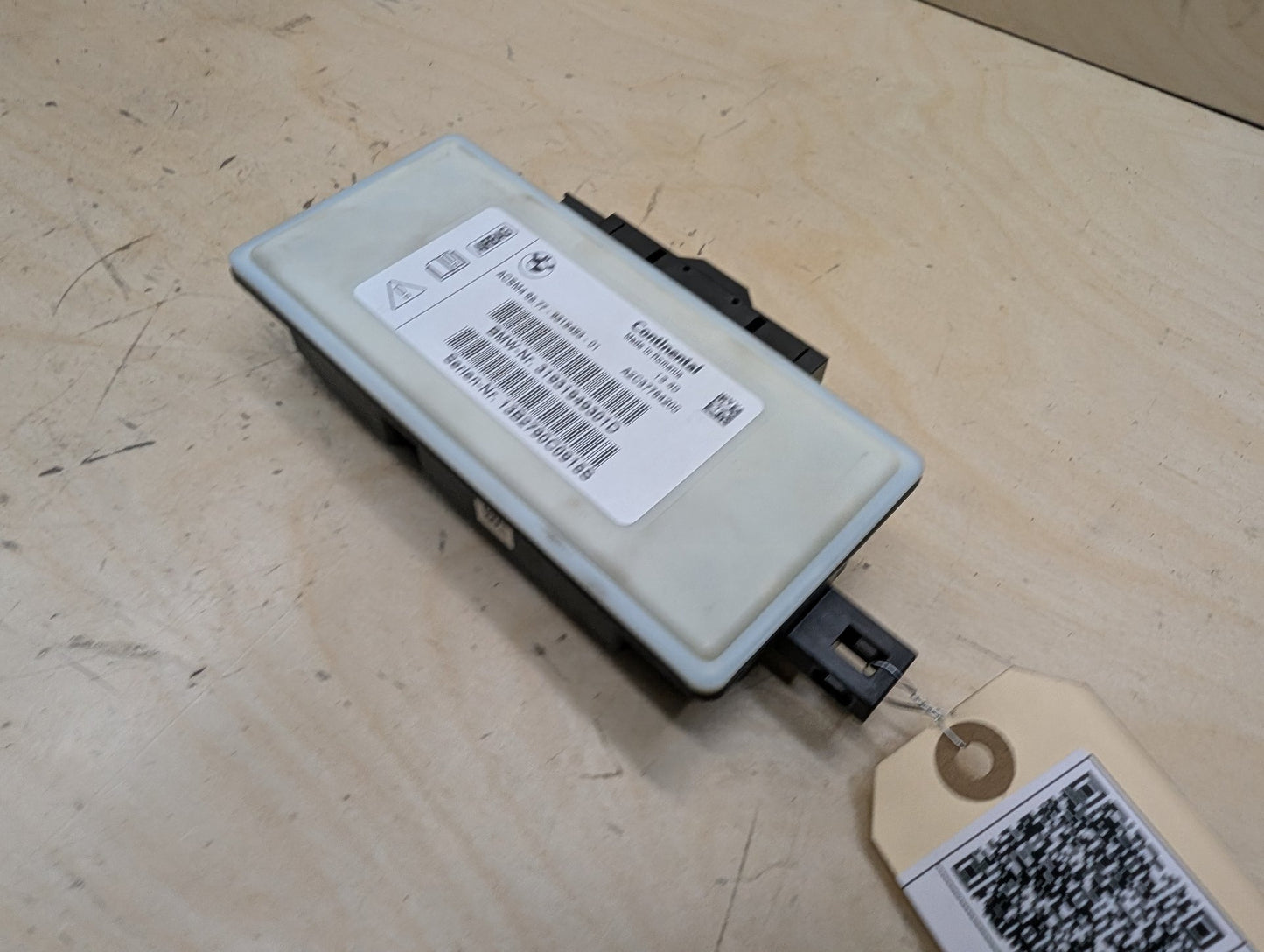 2011-2016 BMW X3 F25- PN: 9319493