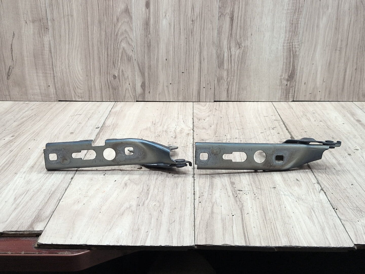 2015-2018 Audi Q3 8U Hood Bonnet Hinges SET 8U0823301 OEM