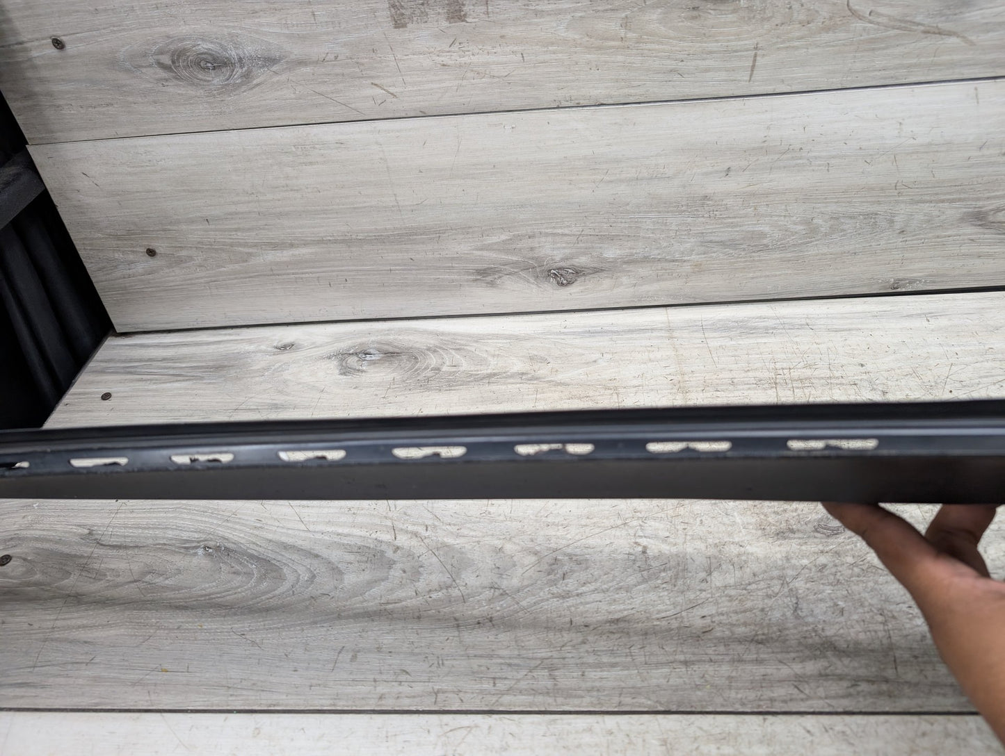 2011 - 2017 BMW X3 F25 Front Right Passenger Exterior Door Trim Molding 7205780 N20B20A