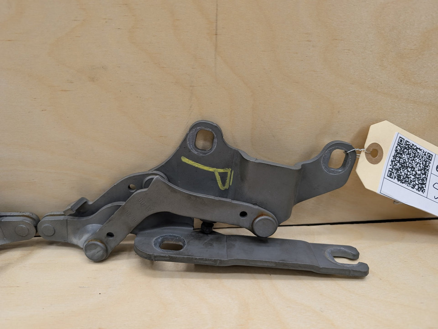 06-13 OEM BMW E90 E91 E92 E93 Hood Bonnet Left Right Side Hood Hinges SET