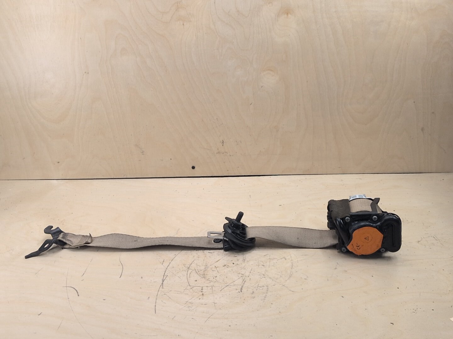 2011-2016 BMW X3 F25 Front Right Passenger Seatbelt Seat Belt Retractor 7367254