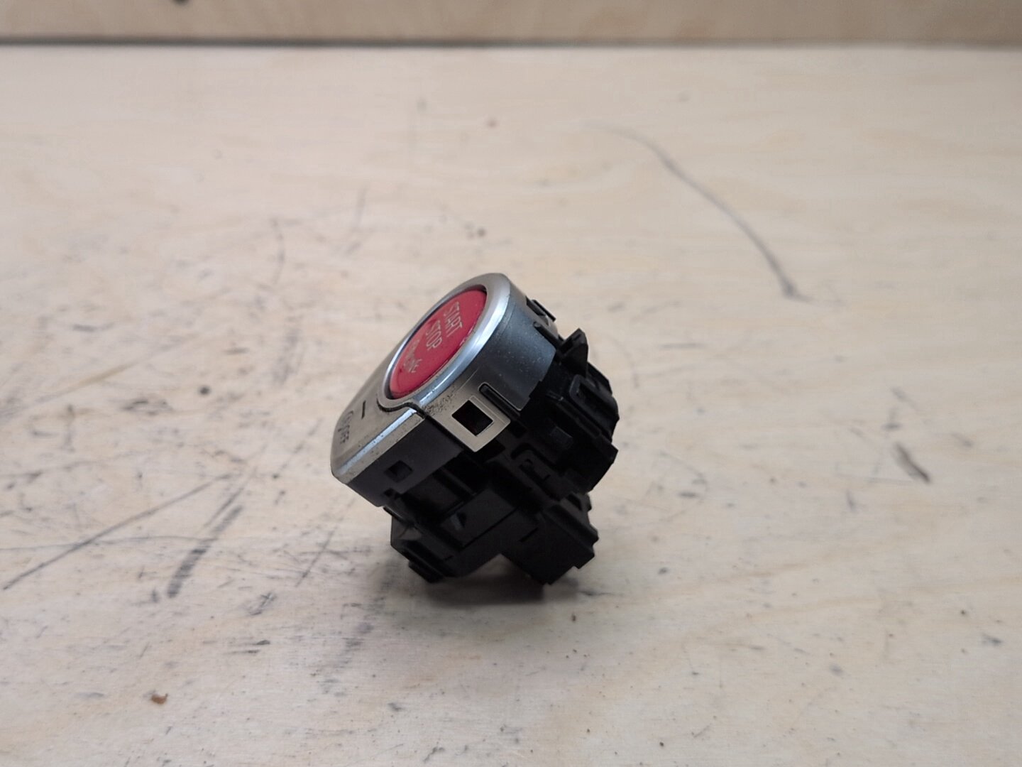 2016-2022 BMW 750i G12 Start Stop Button 9869563