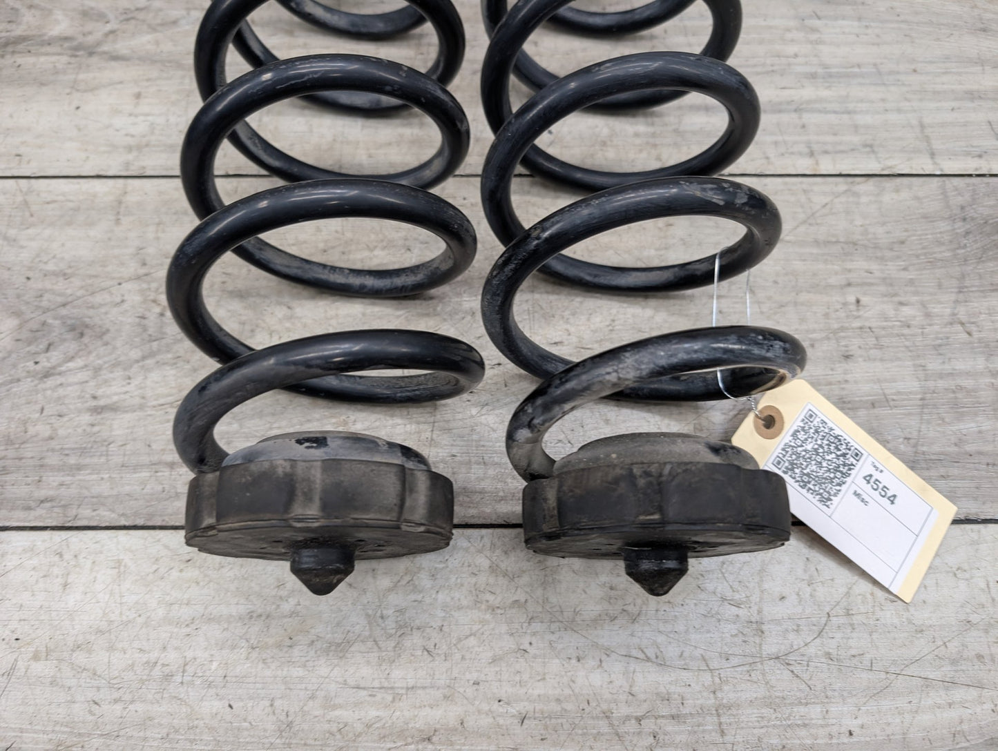 2008 - 2017 Audi S5 8T Rear Left Right Strut Shock Coil Springs SET 8K0512149C