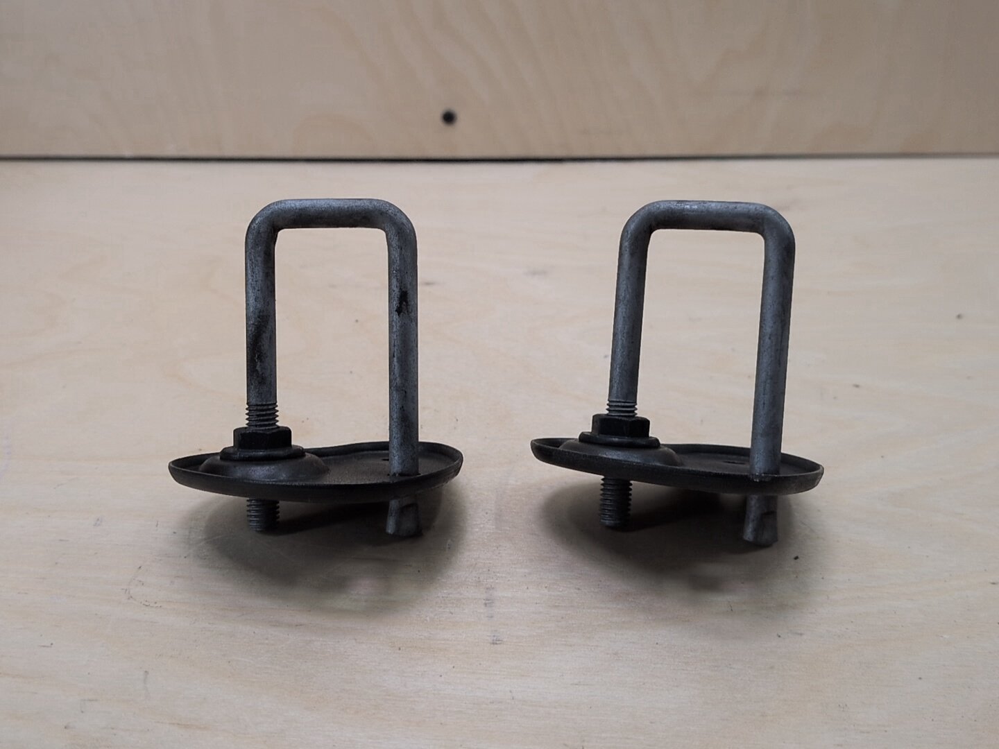OEM BMW F90 F97 G01 G05 G06 G07 G12* G30 X3 X5 Hood Safety Latch Hook Pair SET