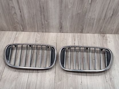 16-19 OEM BMW G11 G12 740 750 Front Left Right Upper Bumper Kidney Grilles SET