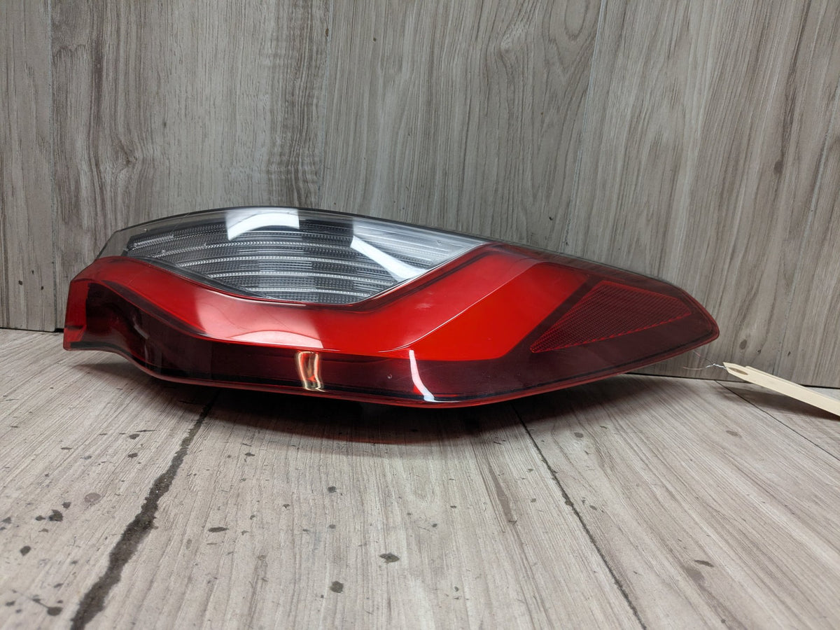 2022-2026 BMW 430i G26 Rear Right Passenger Outer Tail Light 7477606 OEM
