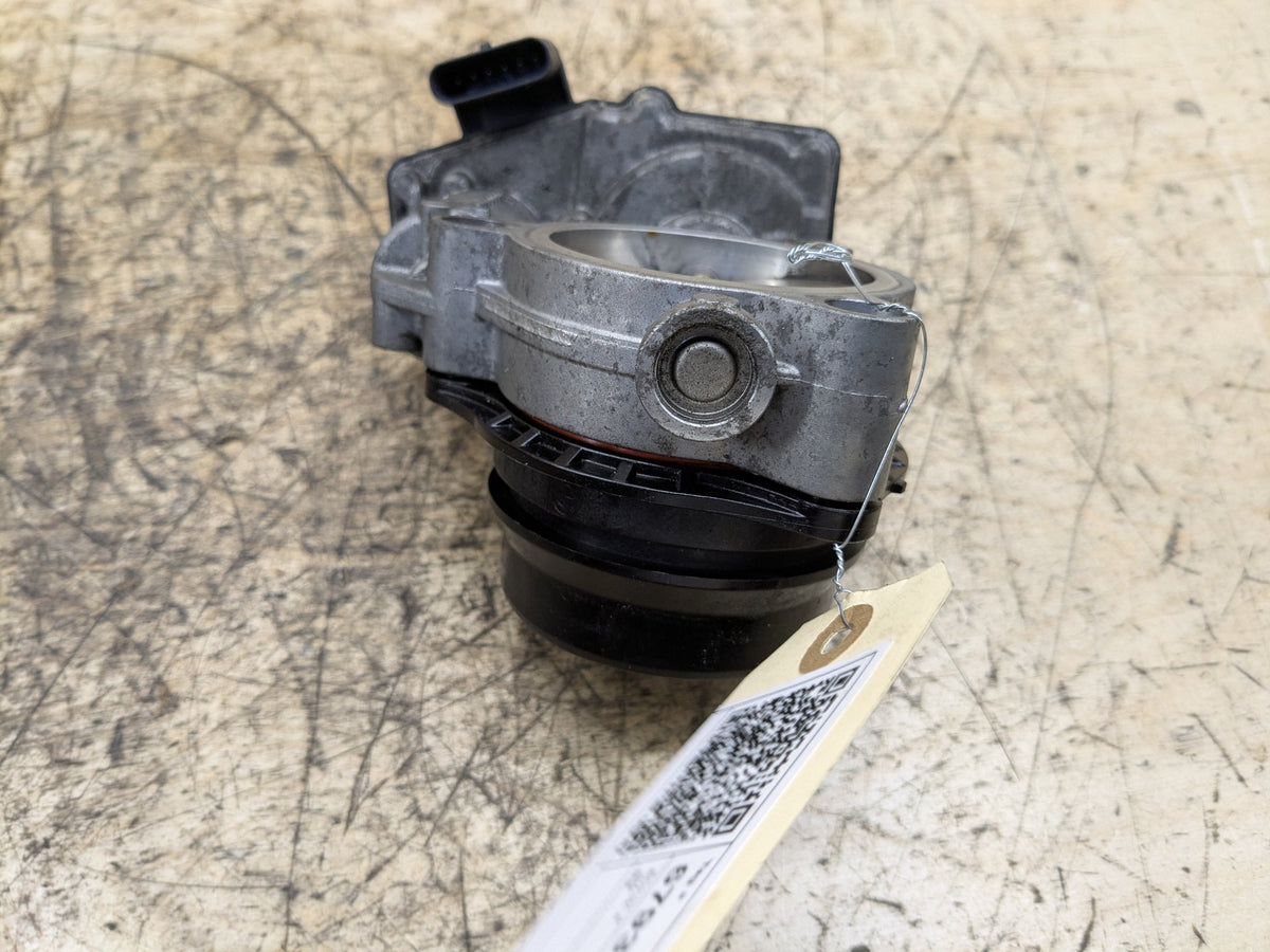 OEM BMW F39 F44 F48 F90 G05 G12 750 G30 M550 M8 Engine B46 N63 S63 Throttle Body