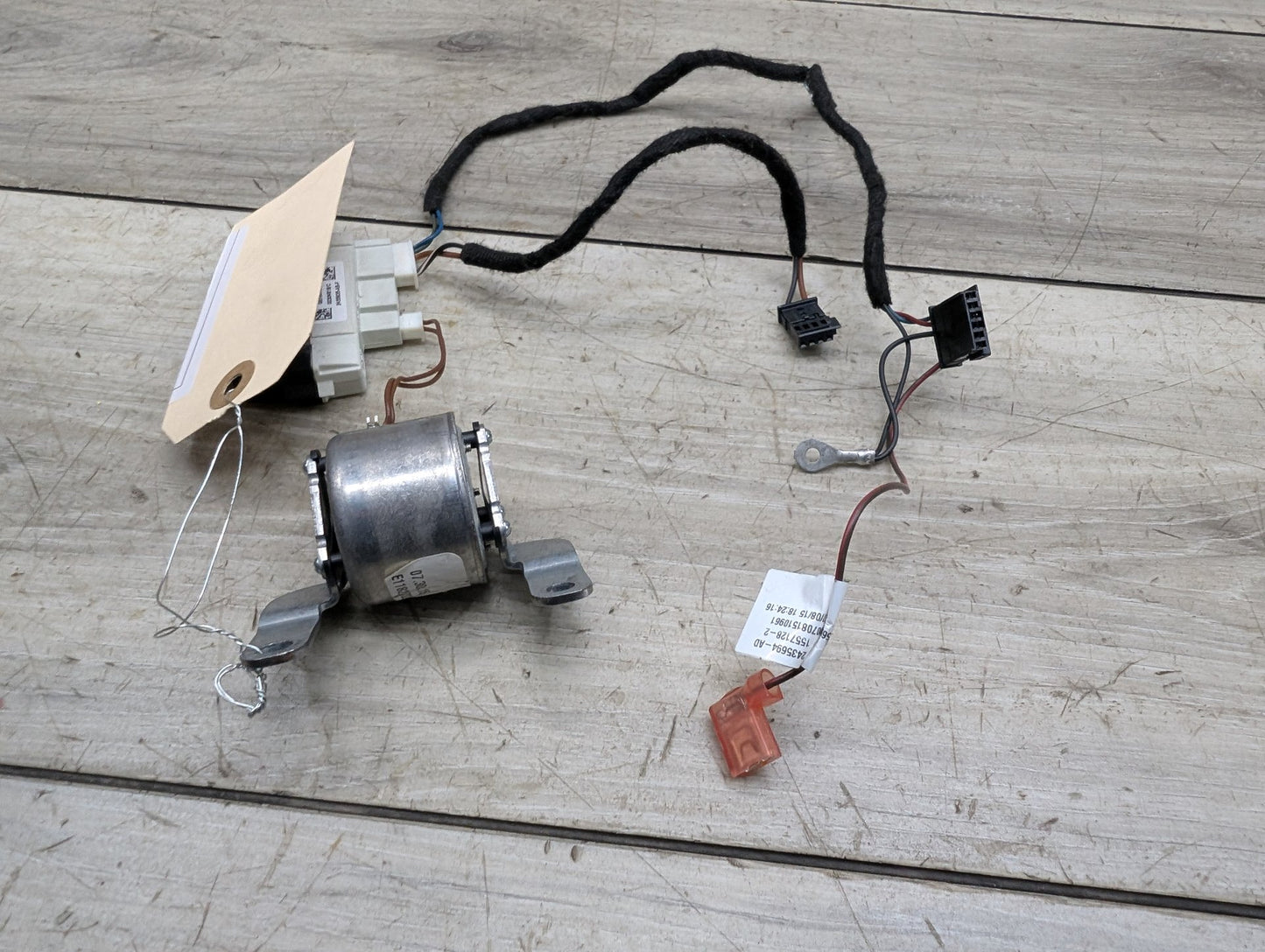 2014 - 2018 BMW X5 F15 Steering Wheel Vibration Generator Motor w/ Module SET 9218381 N63B