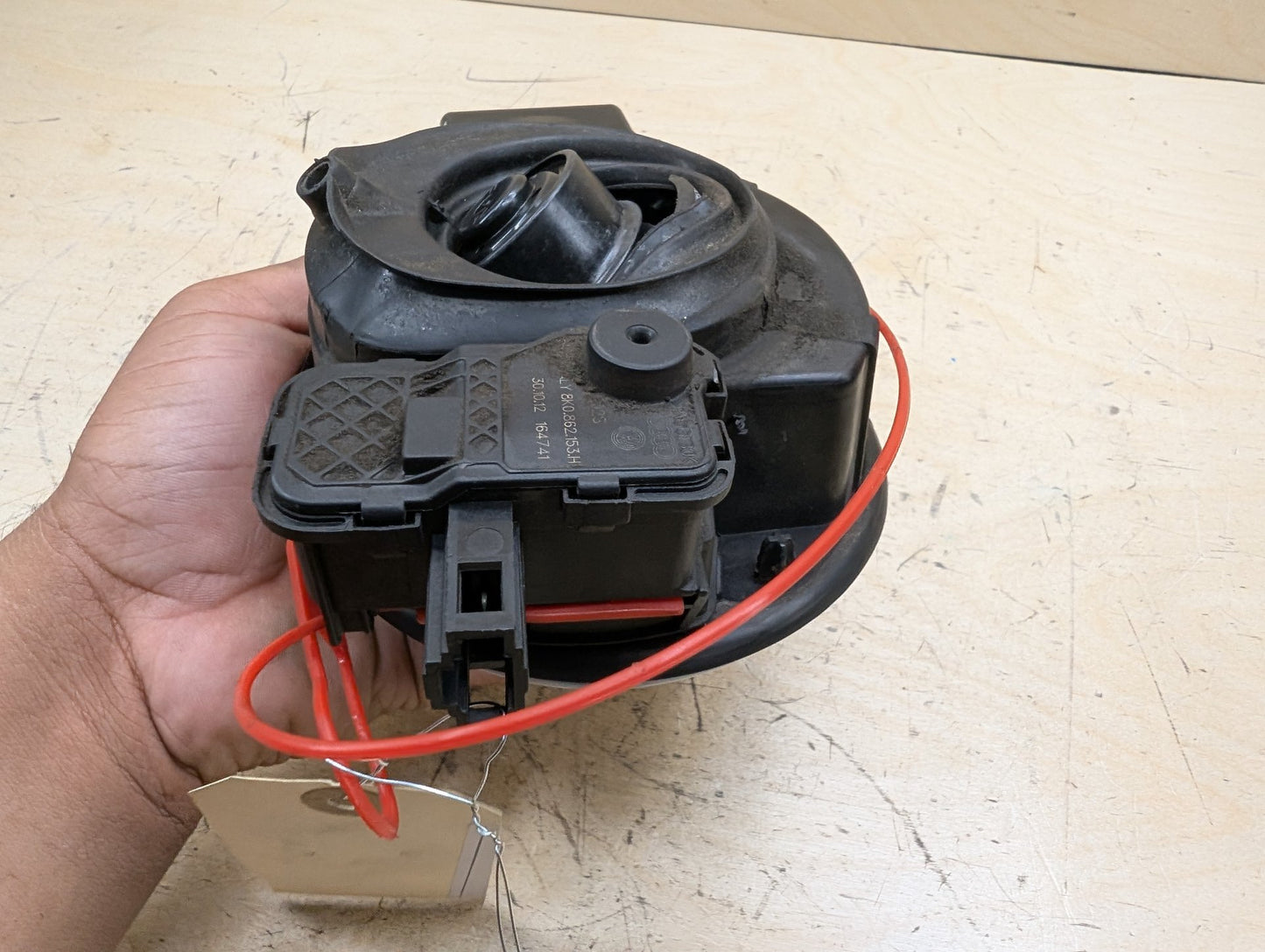 2011-2017 Audi RS5 8T Fuel Gas Tank Filler Cap 8T0809999E OEM
