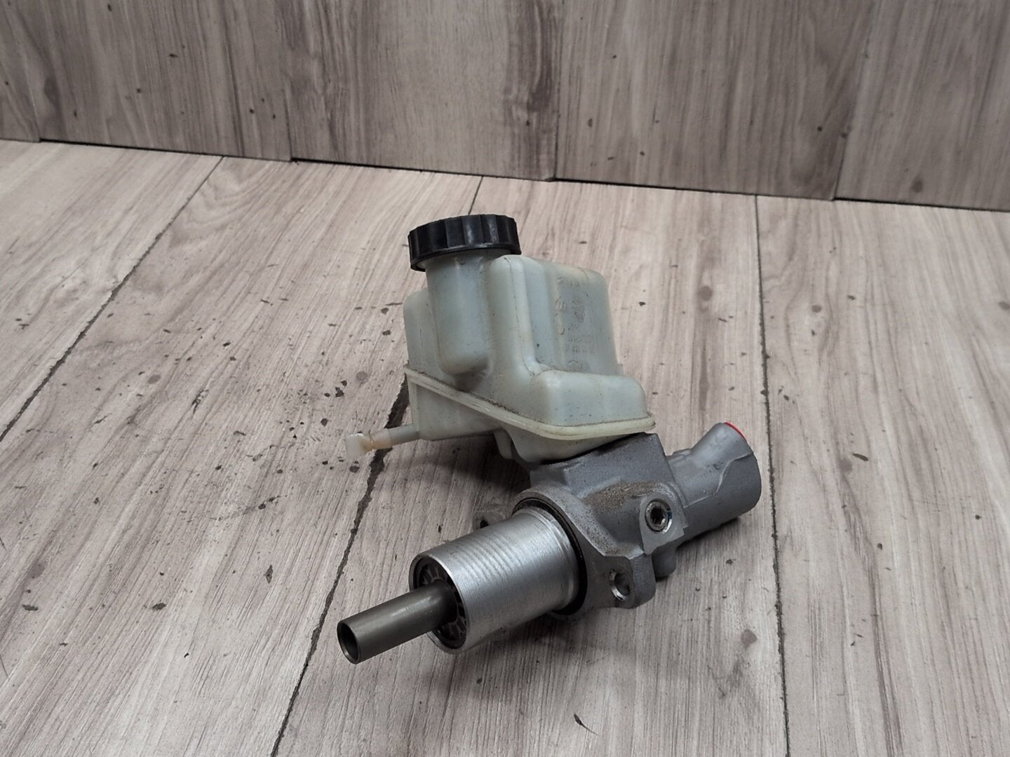 2009-2012 Mercedes-Benz E550 W212 Brake ABS Cylinder A2044300002 OEM