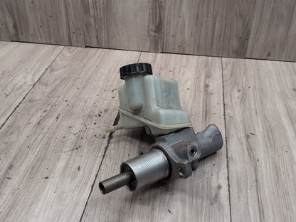 2009-2012 Mercedes-Benz E550 W212 Brake ABS Cylinder A2044300002 OEM