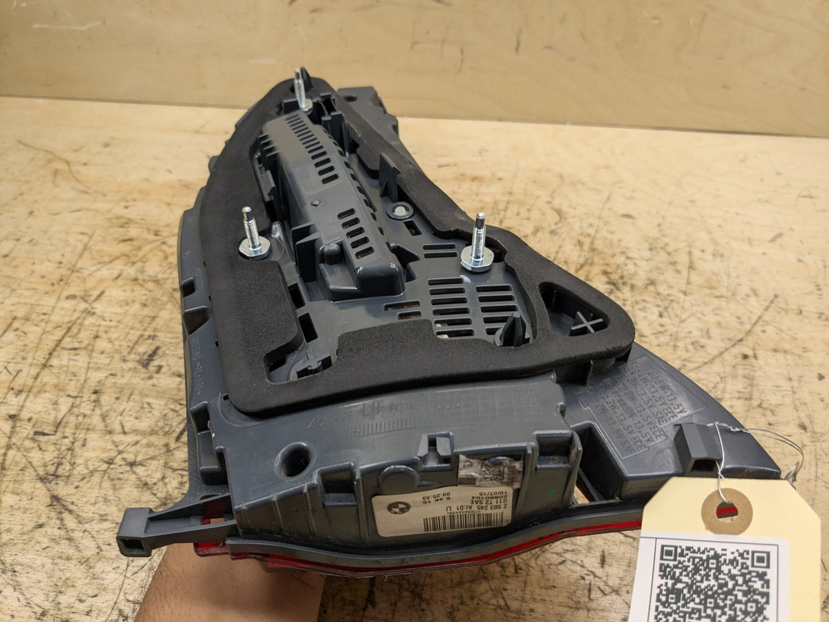 16-19 OEM BMW G11 G12 740 750 M760 Rear Left Driver Trunk Inner Stop Tail Light