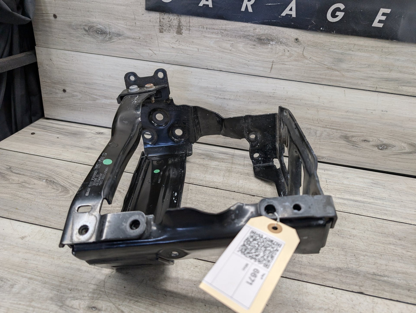 OEM BMW F90 F93 G12 G16 G30 M5 M8 Front Left Driver Radiator Support Bracket