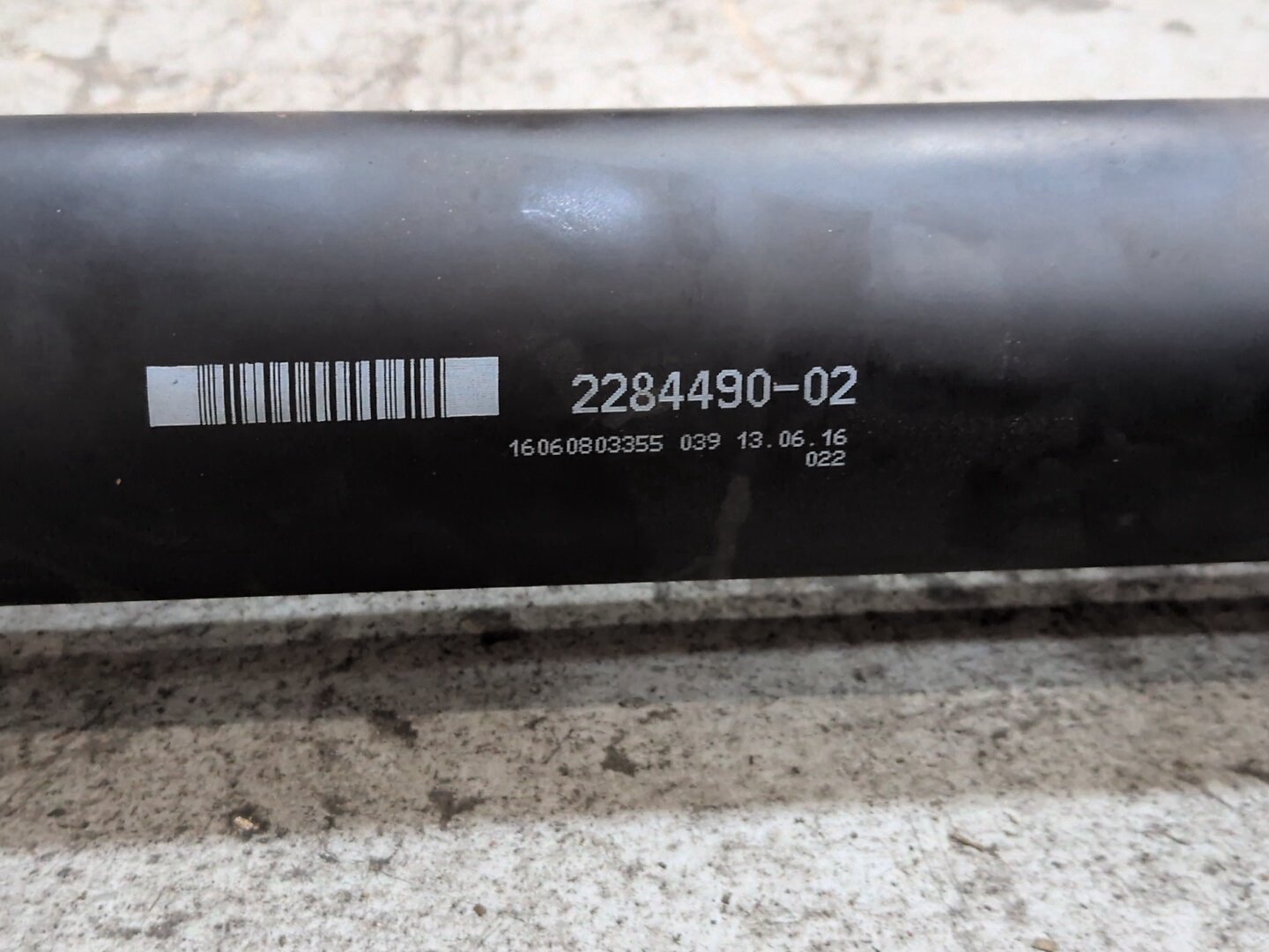 2012-2018 BMW M6 F06 - Rear Propeller Driveshaft Drive Shaft PN: 2284490