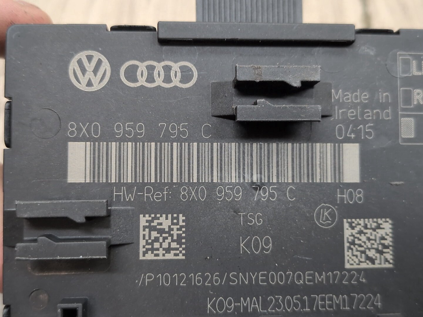 2018 Audi Q3 8U Rear Left or Right Window Door Control Module Module 8X0959795C