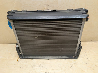 16-19 BMW 750i G12 Radiator Cooling Condenser Fan Shroud Assembly SET 850W