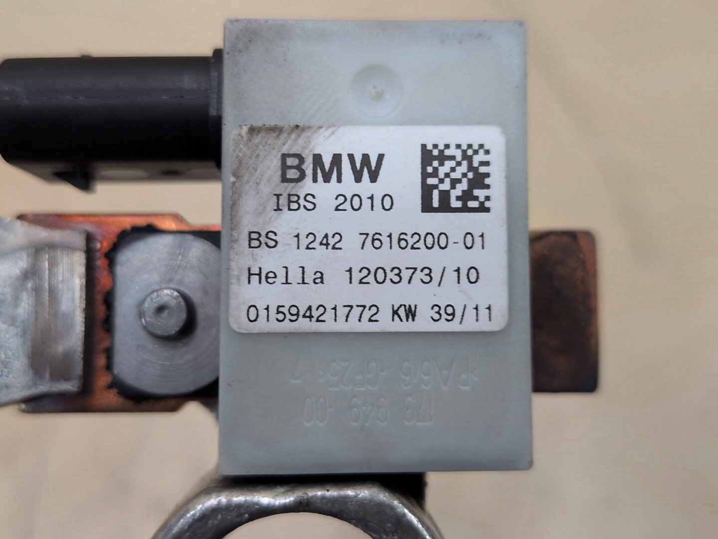 OEM BMW E90 E91 E92 E93 328 330 335 Negative Battery Cable Terminal IBS Sensor