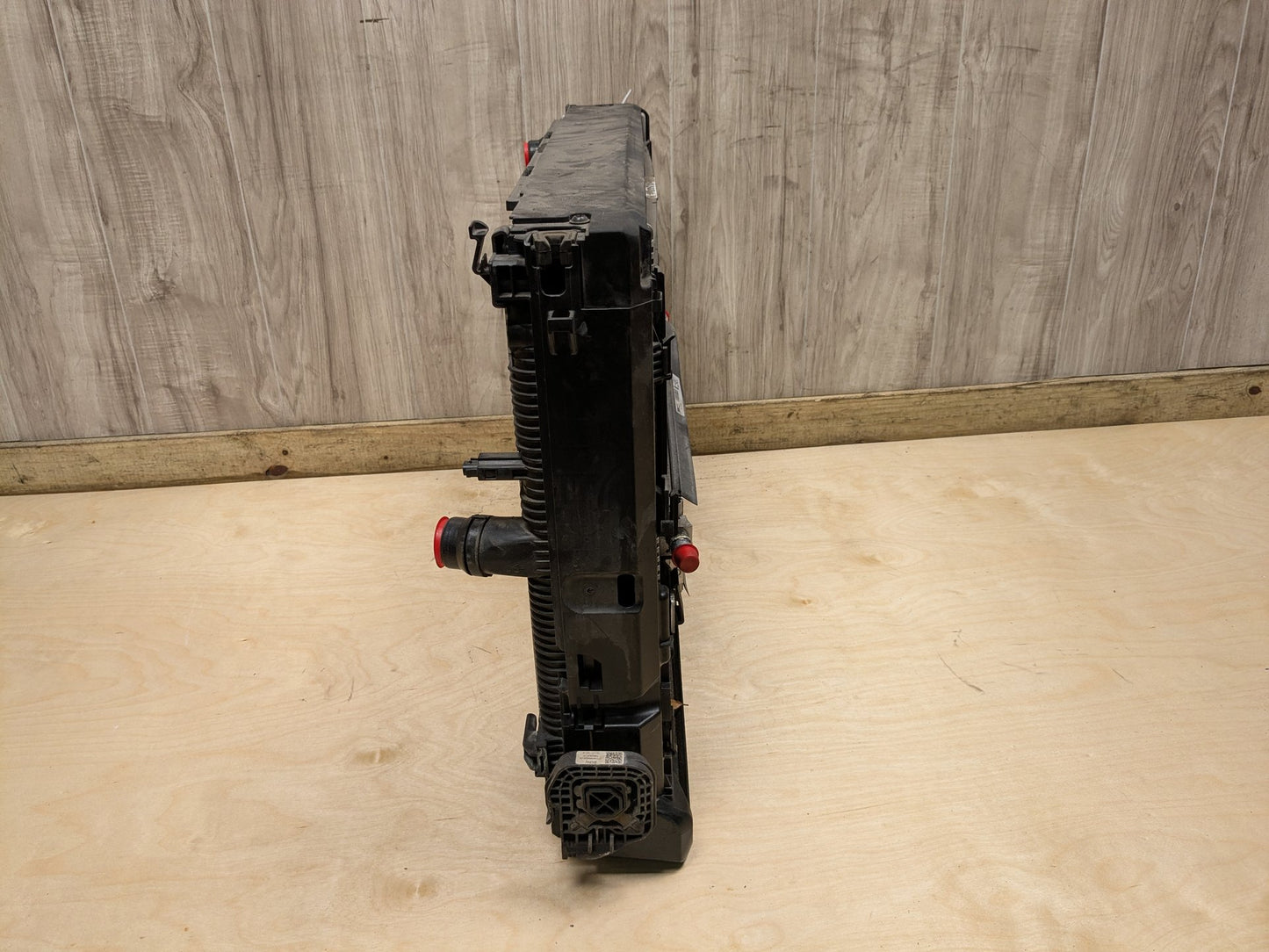 19-22 OEM BMW G20 330i B46 Radiator Condenser Cooling Assembly