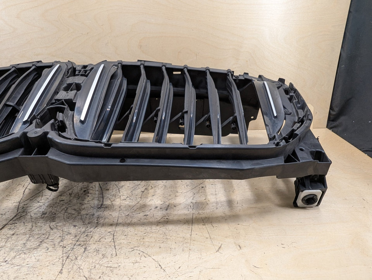 2019-2026 BMW X5 G05 Front Bumper Radiator Air Flap Shutter 9465527 OEM