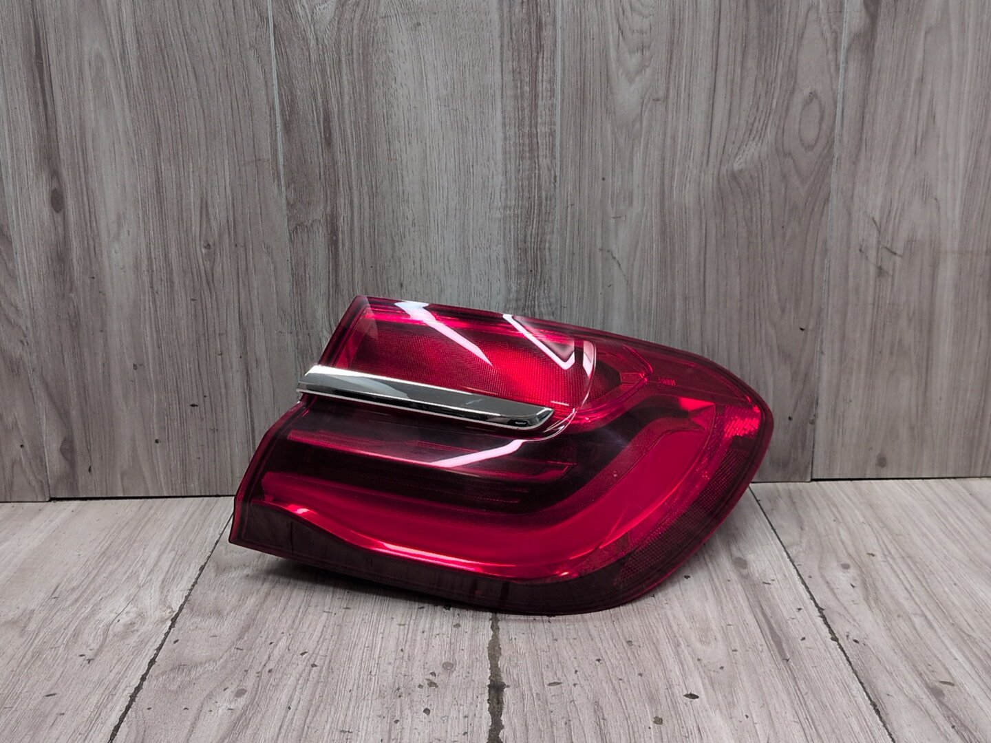 16-19 OEM BMW G11 G12 740 750 M760 B7 Rear Right Passenger Outer LED Tail Light