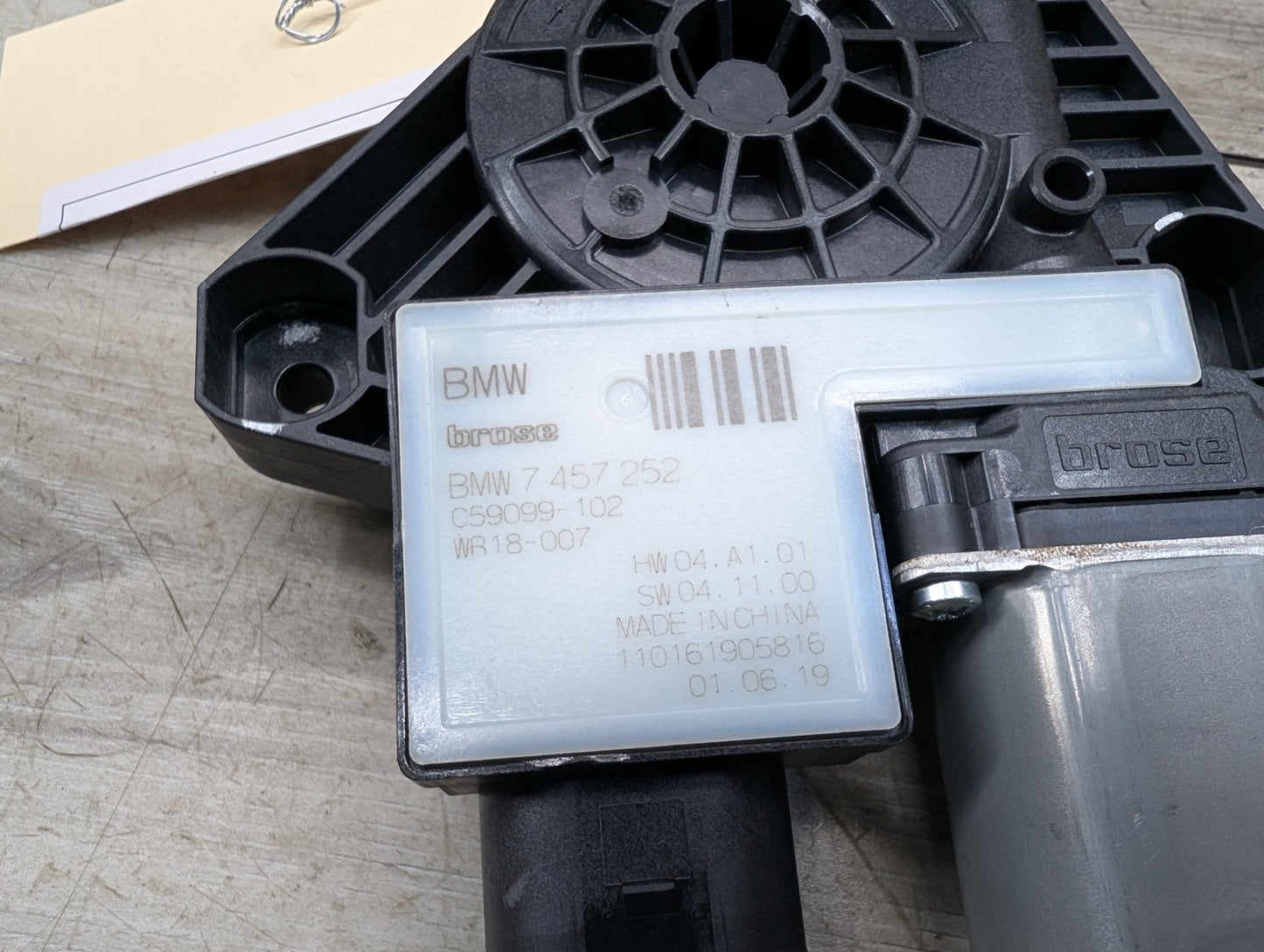 18-24 OEM BMW G01 G02 X3 X4 REAR Right Passenger Door Window Regulator Motor