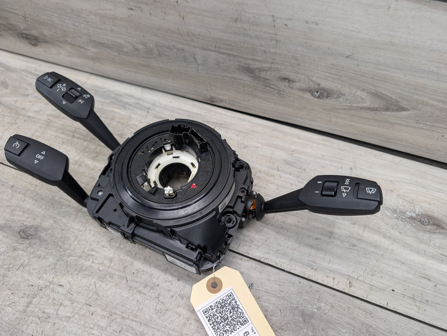 08-13 OEM BMW E82 E88 128 135 Steering Angle Sensor Clock Spring