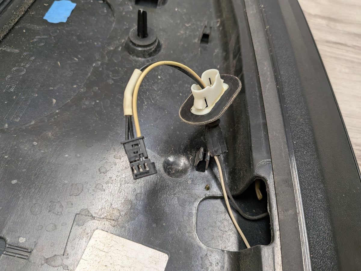 2015-2018 Audi Q3 8U Liftgate Trunk Lid Spoiler 8U0827933