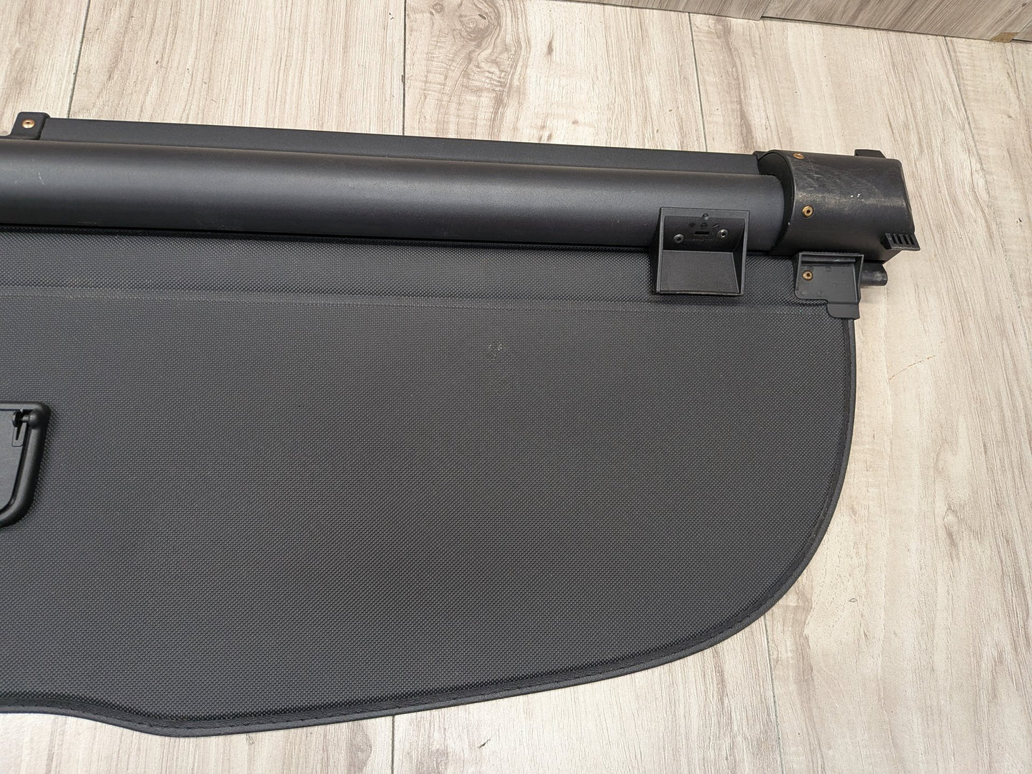 2015-2018 Audi Q3 8U Rear Trunk Upper Retractable Roller Luggage Shade Cover