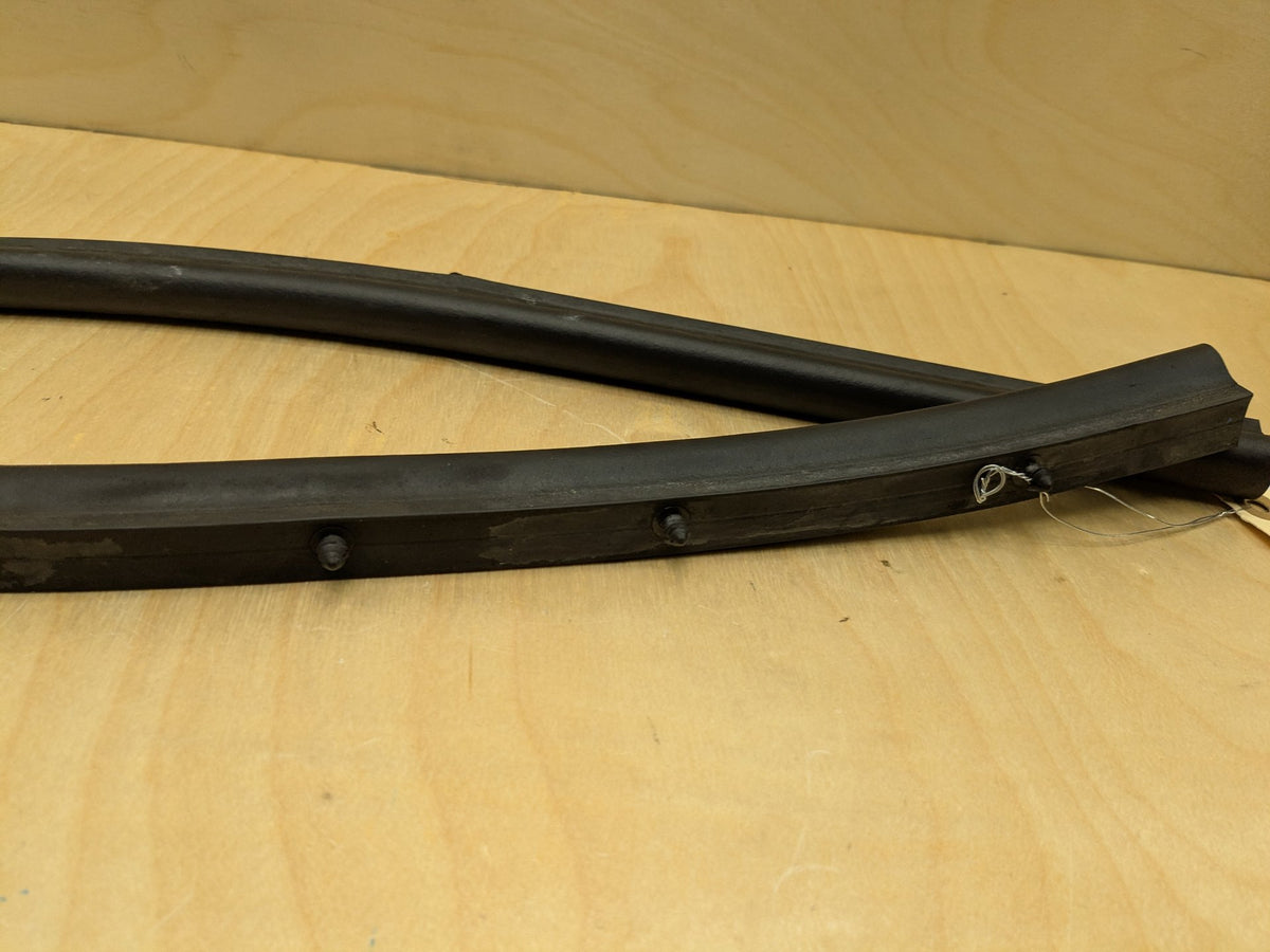 2018-2025 BMW X3 G01 Front Hood Bonnet Seal Weatherstrip OEM