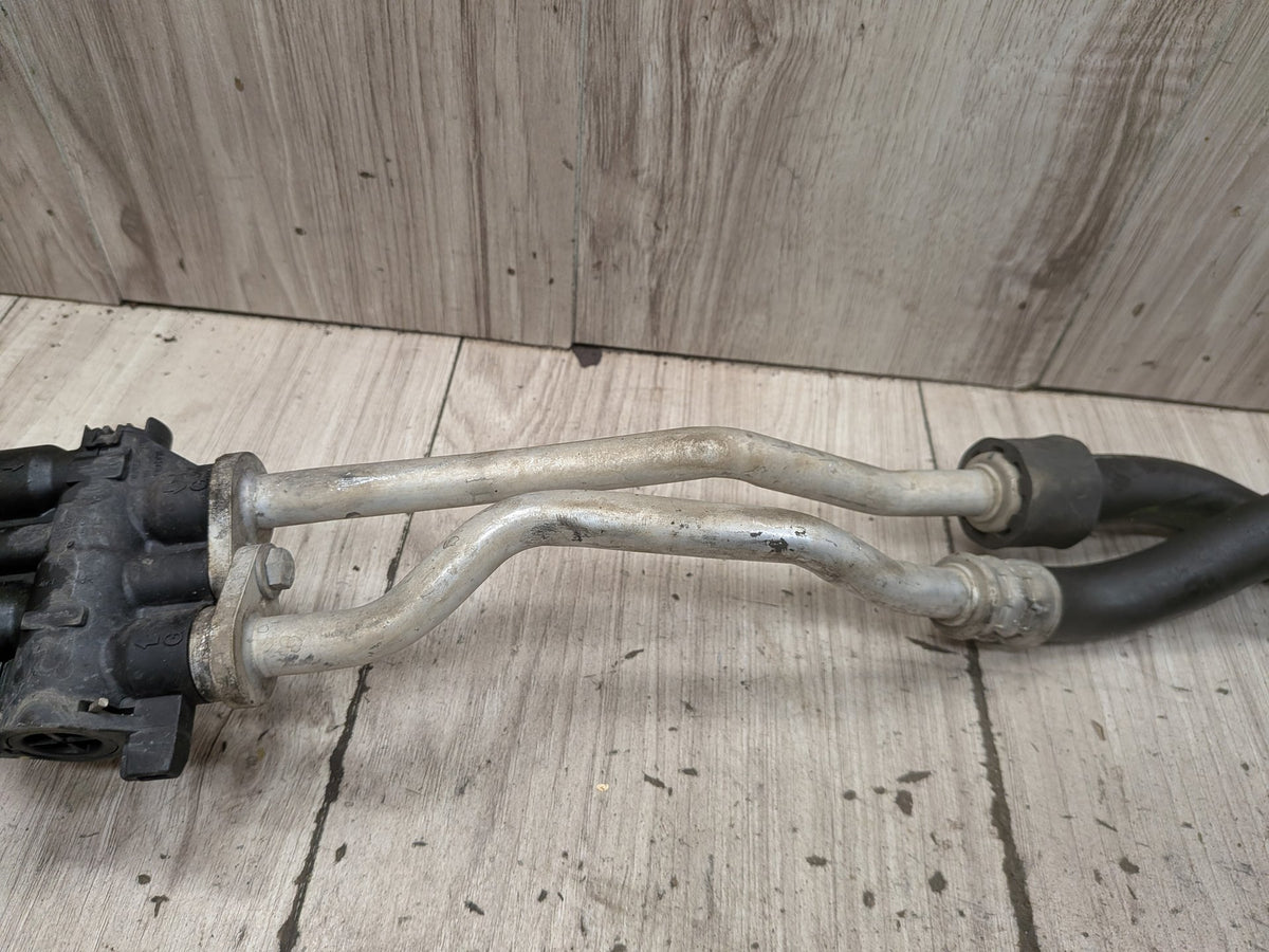 2018-2023 BMW G30 M550i N63B44O2 Transmission Oil Cooler Hose Pipe Lines 8602302