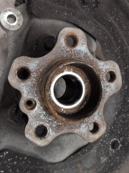 OEM BMW G30 530 540 M550 AWD Front Right Passenger Hub Spindle Knuckle Bearing