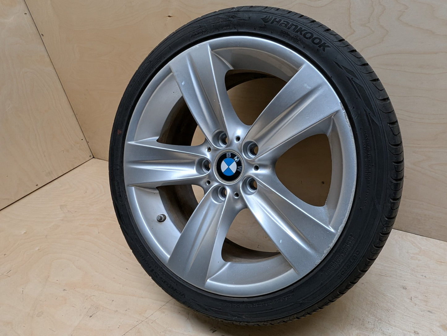 06-13 OEM BMW E90 E92 E93 328 335 Wheel Rim 18x8.5" ET:37 Star Spoke Style 189