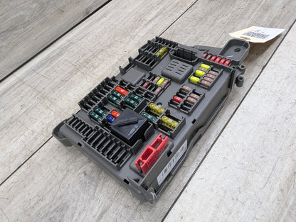 2007-2013 BMW X5 E70 Rear Power Distribution Fuse Box 6931687