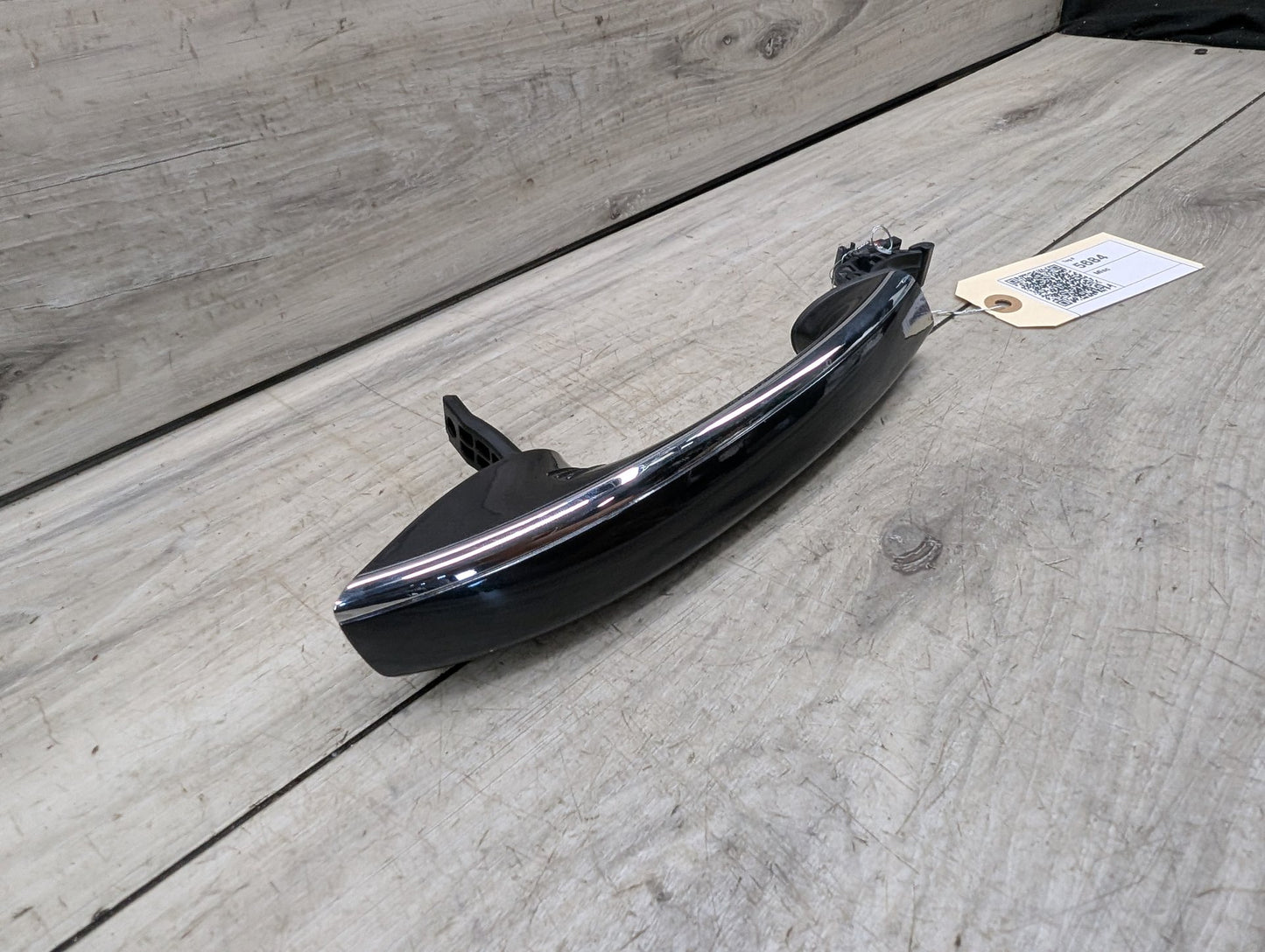 2016-2022 BMW 750Li G12 Front or Rear Right Passenger Exterior Door Handle w/ Comfort Access 7411038