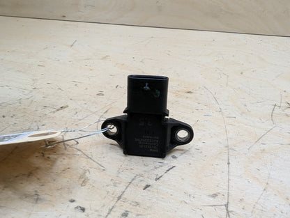 2012-2018 BMW 328i F30 Manifold Absolute Pressure (MAP) Sensor 7843531