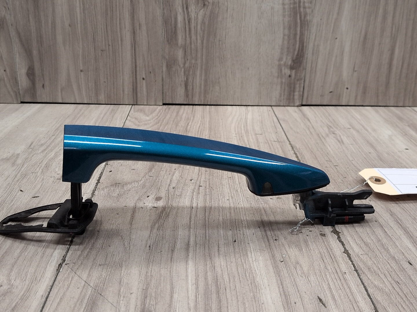 2015 - 2019 BMW X6 F86 Front or Rear Right Passenger Exterior Door Handle w/ Comfort Access 8068462 S63B44T2