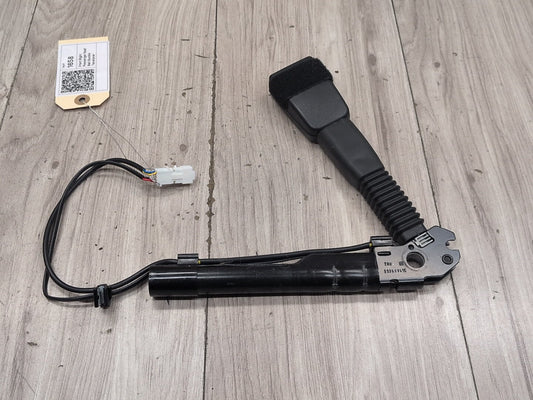 OEM BMW F30 F32 F36 F80 F82 F87 Front Right Passenger Seat Belt Buckle Tensioner
