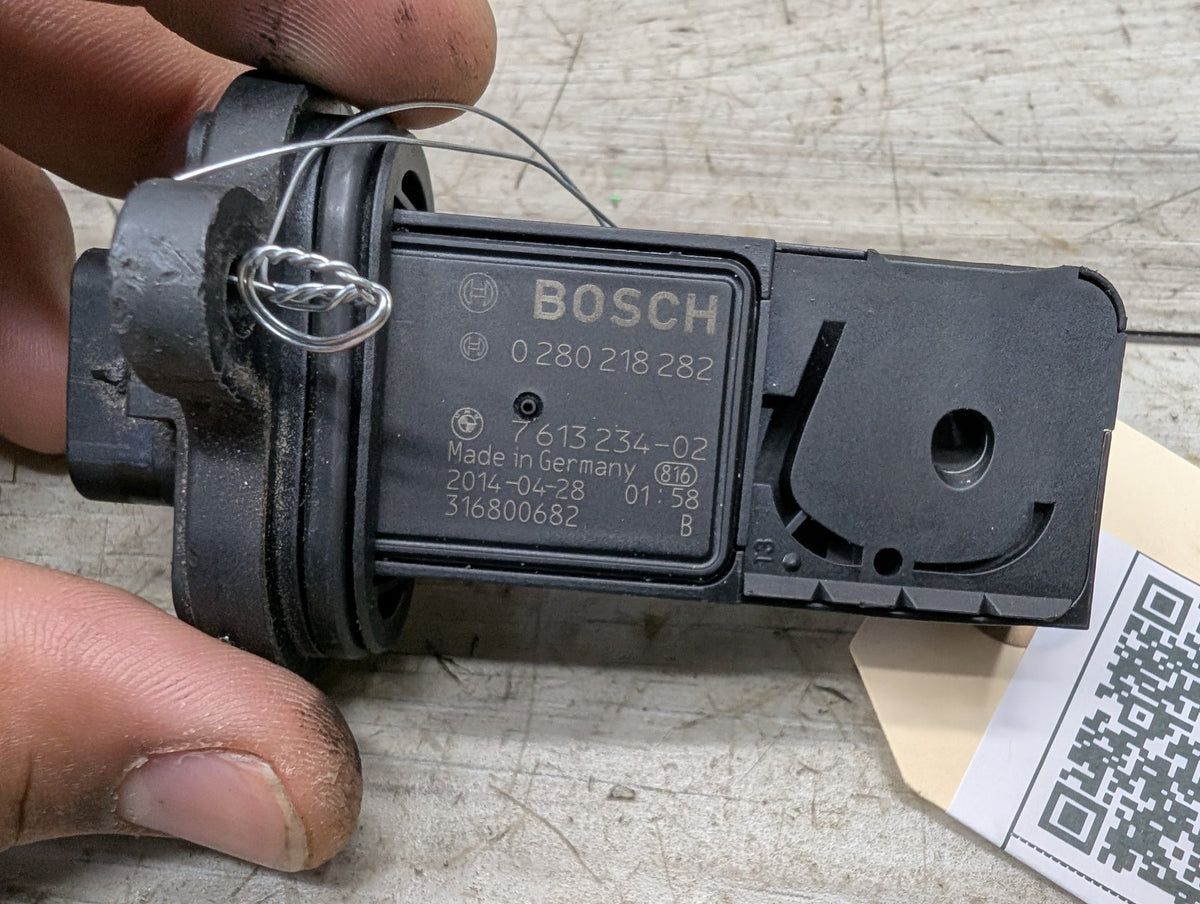 OEM BMW F10 F13 F15 F85 F86 X5 M6 Engine N63 S63 MAF Mass Air Flow Sensor Meter