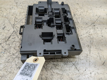 2007-2013 BMW 328i E92 Front Power Distribution Fuse Box 9119444 OEM
