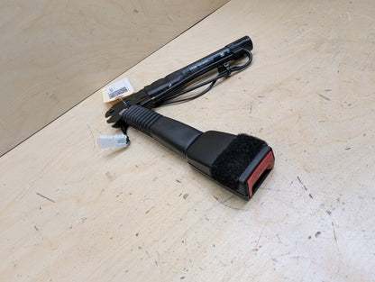 OEM BMW F30 F32 F36 F80 F82 F87 Front Right Passenger Seat Belt Buckle Tensioner