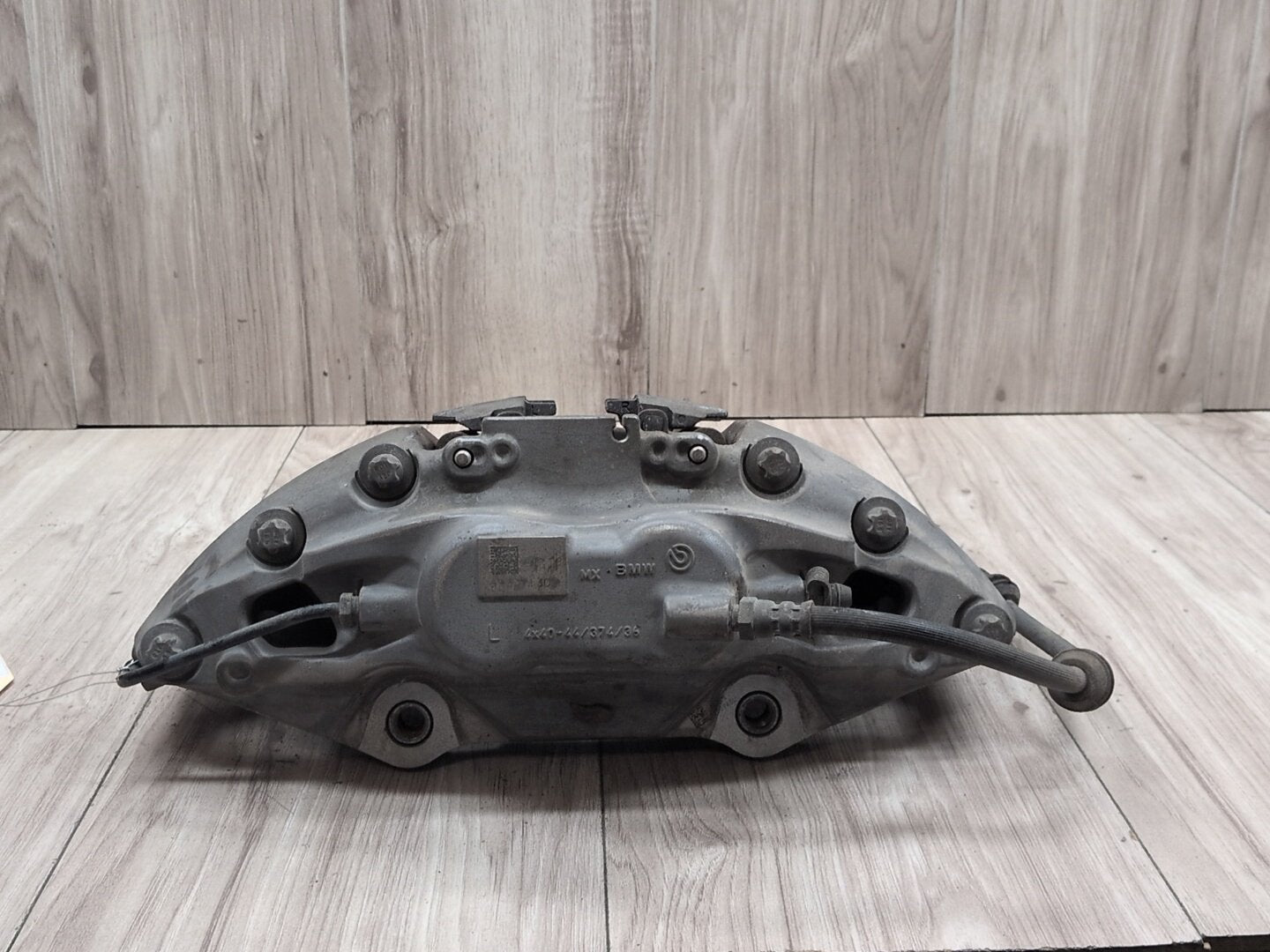 2019 - 2026 BMW X5 G05 Front Left Driver Brake Caliper 6877713 N63B44M3