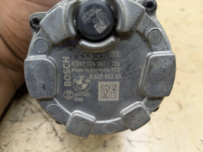 16-24 OEM BMW F90 G11 G12 G30 M5 Engine Electric Auxiliary Water Coolant Pump
