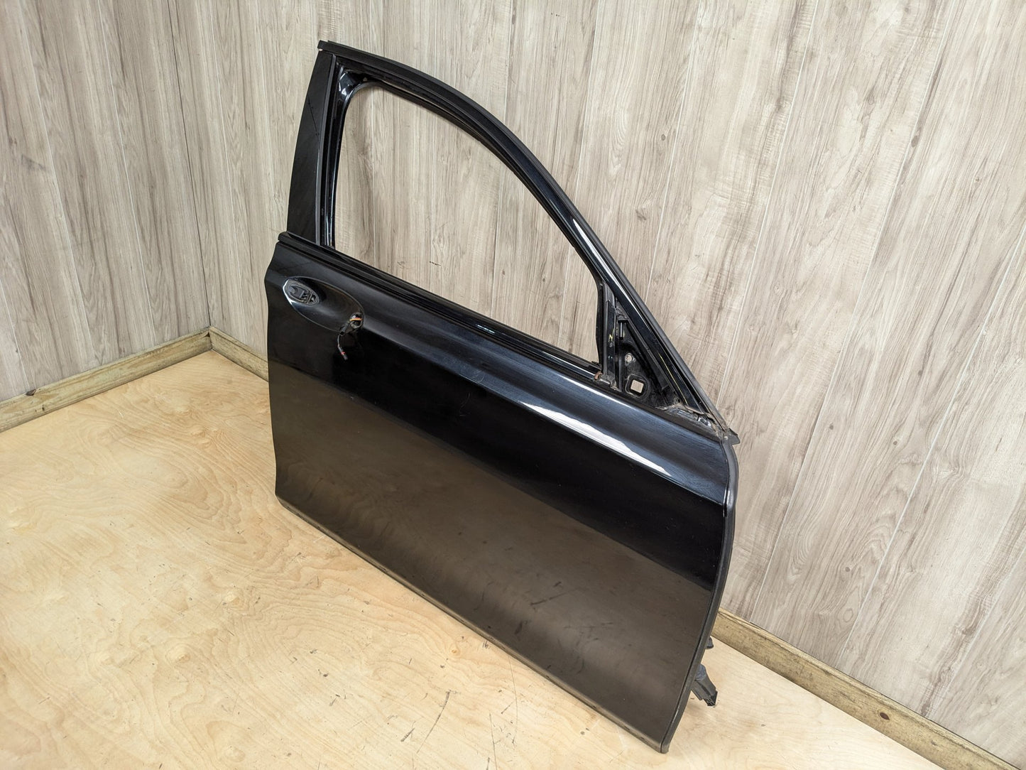 16-22 OEM BMW G11 G12 740 750 M760 Front Right Passenger Door Shell Panel Black 475